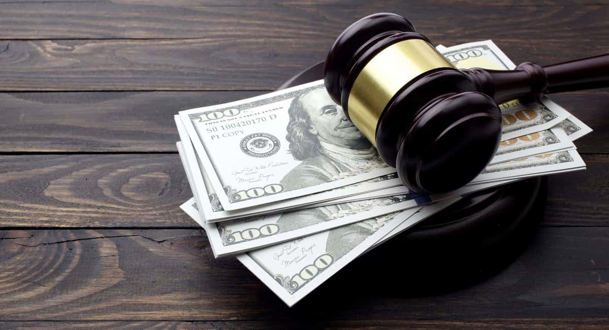 The Costs and Benefits of Personal Injury Settlement Loans